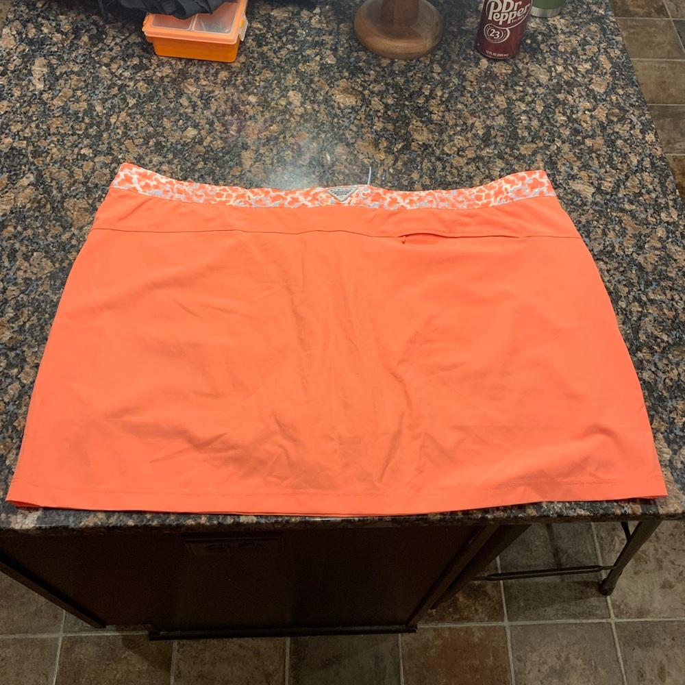 Columbia PFG Skort size XL